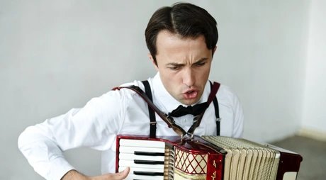 Romy, la mer et la musique