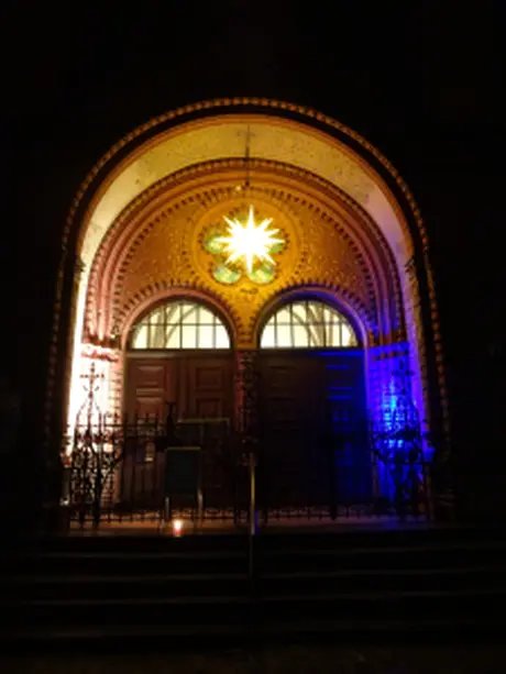 Portal der Auferstehungskirche