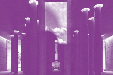 Die surrealistische Grafik zeigt das Innere eines Gebäudes mit hohen Säulen. Von außen fällt Licht durch große Fenster. Im Zentrum befindet sich eine Treppe, die bis in den Himmel führt und in den Wolken verschwindet.