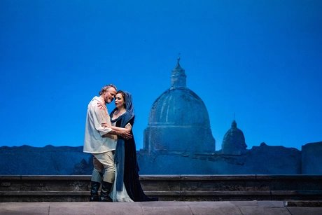 Carmen Giannattasio als Tosca, Martin Muehle als Mario Cavaradossi