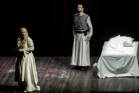 David Butt Philip als Lohengrin, Jennifer Davis als Elsa