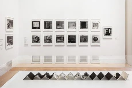 Installationsansicht, YOKO ONO: MUSIC OF THE MIND, Gropius Bau, 2025, Foto © Luca Girardini (Gropius Bau) / Kunstwerk © Yoko Ono