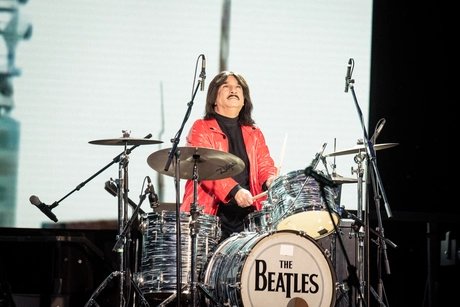 Veranstaltungen in Berlin: "all you need is love!" Das Beatles Musical