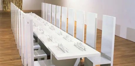Yoko Ono, Play It By Trust (für 20 Spieler), 1966/1991. Installiert in Social Structure, in der Vreg Baghoomian Gallery, New York, 14. September bis 20. Dezember 1991