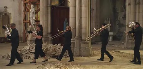 Annika Kahrs, Le Chant des Maisons, 2022, 4K Video und Sound Installation, Auftrag für die 16. Ausgabe der Biennale de Lyon
