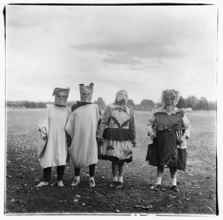 Diane Arbus, Untitled (4) 1970-71 © The Estate of Diane Arbus, Collection Maja Hoffmann/LUMA Foundation