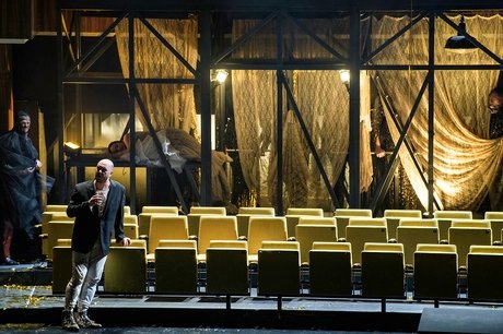 u. a. Julia Muzychenko als Gilda, Roman Burdenko als Rigoletto
