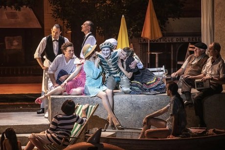 u. a. Samuel Dale Johnson als Figaro