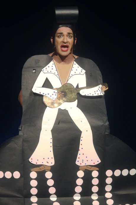 ENNIO als Elvis