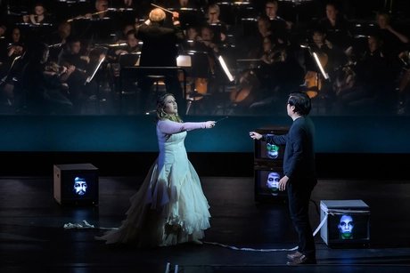 Christina Nilsson als Aida, SeokJong Baek als Radames