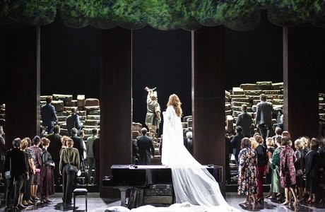Aile Asszonyi als Gutrune, Clay Hilley als Siegfried