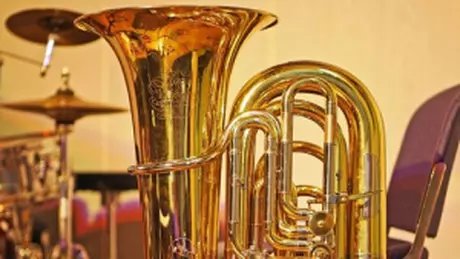 Eine Tuba im Detail