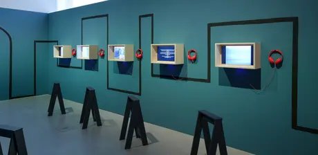 Blick in die Ausstellung Urlaub im Franquismus - ein künstlerischer Zugang Blick in die Ausstellung Urlaub im Franquismus - ein künstlerischer Zugang