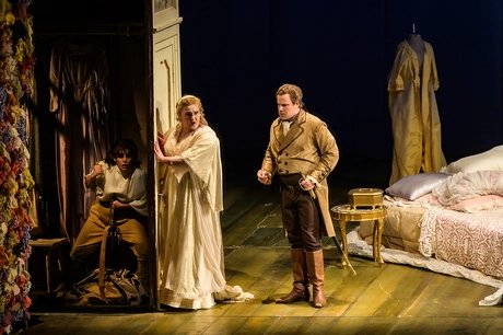 Maria Motolygina als Gräfin Almaviva, Thomas Lehman als Graf Almaviva, Meechot Marrero als CherubinoBettina Stöß
