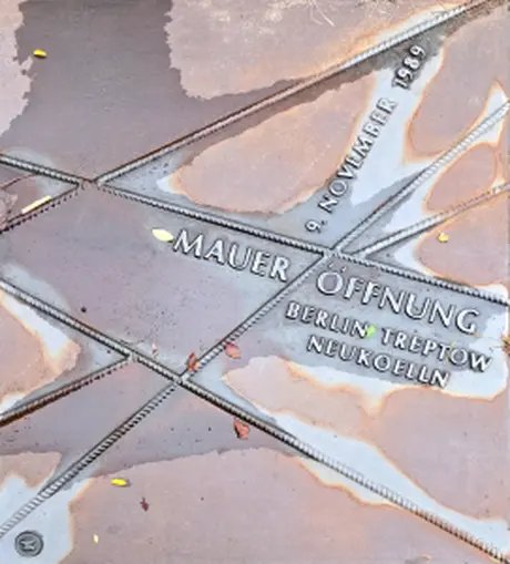 Markierung Mauer Sonnenallee