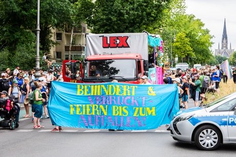 Abschlussparty/Glitzerkrücke