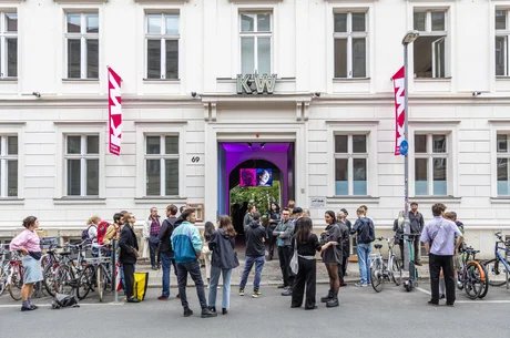 Veranstaltungen in Berlin: Ausstellungs­eröffnung: Holly Herndon & Mat Dryhurst, Kazuko Miyamoto
