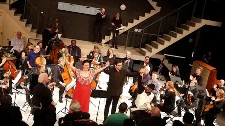 Utopia Orchester beim Auftritt