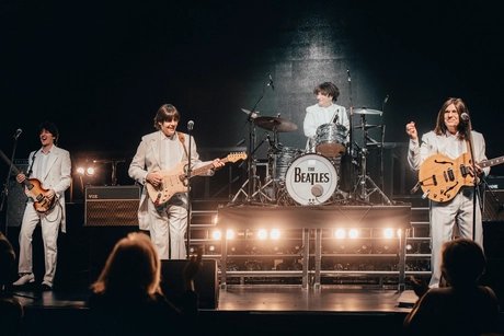 Veranstaltungen in Berlin: "all you need is love!" Das Beatles Musical