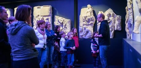 Veranstaltungen in Berlin: Antike Bildgeschichten in 3D