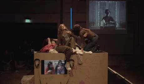 Frauen der Revolutionsstraße دختران خیابان انقلاب