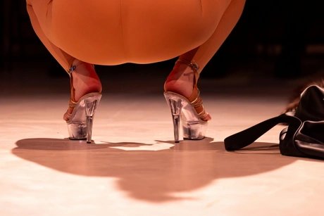 Veranstaltungen in Berlin: Melanie Jame Wolf: MIRA FUCHS (a reprise)