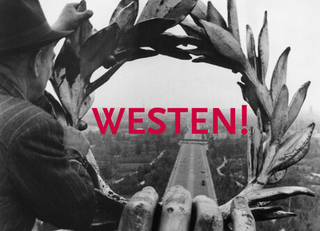 Georg Pahl: Blick durch den Lorbeerkranz der Viktoria auf der Siegessäule nach Westen, nach 1953 © akg-images / Willo Göpel
