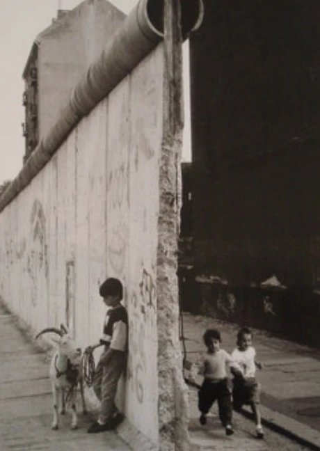Wolfgang Krolow Kinder am Bethaniendamm Berlin-Kreuzberg  SO36 1990