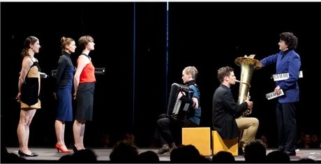 Eleftherios Veniadis, Performance „Honululu Vagamani"