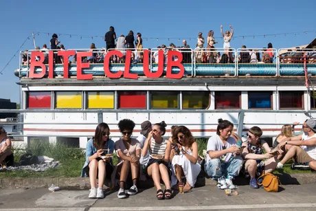 Bite_Club_crowd3
