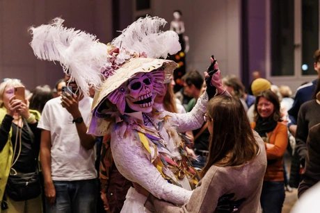 Día de los Muertos im Humboldt Forum, La Catrina - Performance