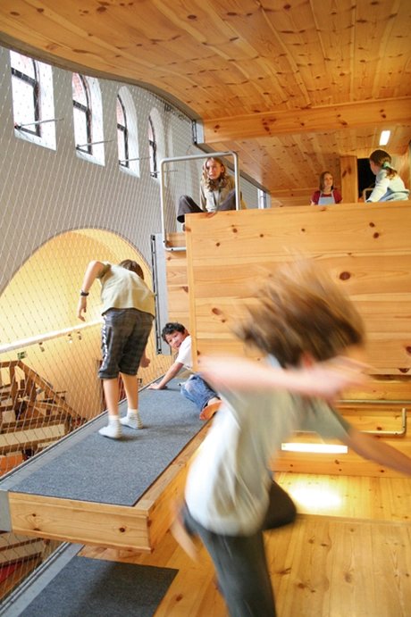 MACHmit! Museum für Kinder, Kletterregal,