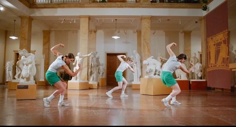 Performance TAKING SPACE IS A FEMINIST ACT