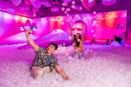 BUBBLE PLANET