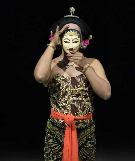 Aufführungsfotos von Choy Ka Fai "SoftMachine. The Return" / Transkontinentale 2025