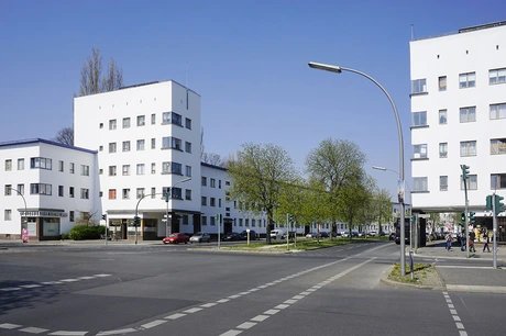 Weiße Stadt Reinickendorf, Torbauten von Bruno Ahrens