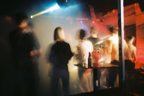 Veranstaltungen in Berlin: Spyros Rennt – To Kiss Against the Fire