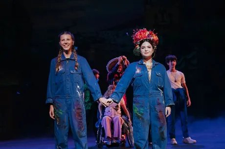 FRIDA & FRIDA Young Show