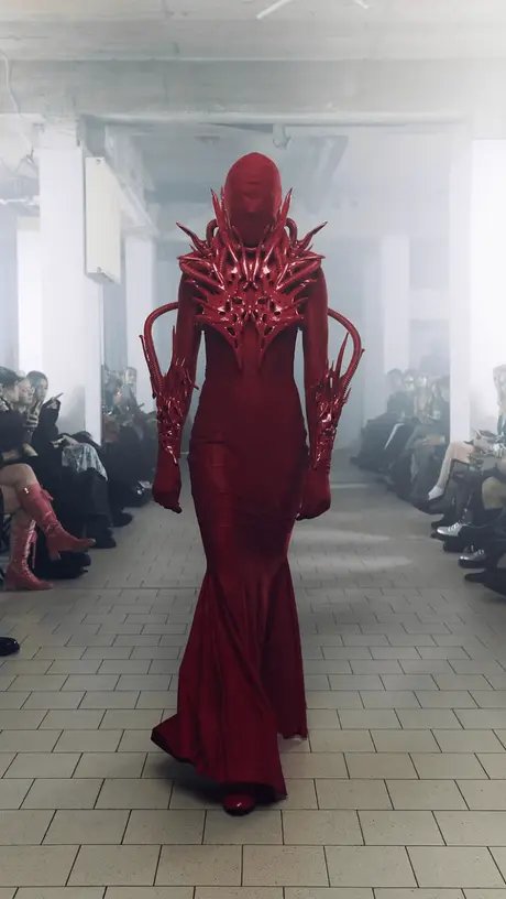 Looks von Marlon Ferry