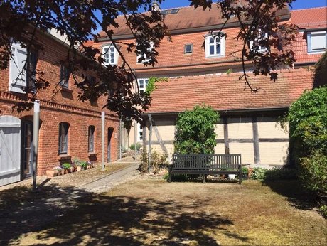 Fischbänkenstraße 8 Hof Schinkelgesellschaft