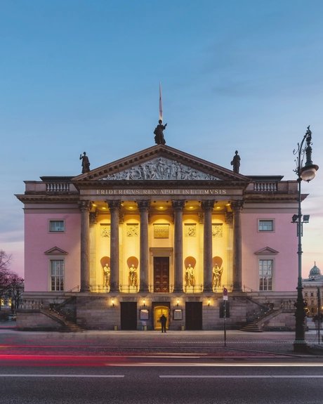 Staatsoper Unter den Linden in der Nacht