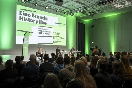 Eine Stunde History live