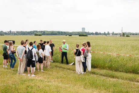 Führung auf dem Tempelhofer Feld