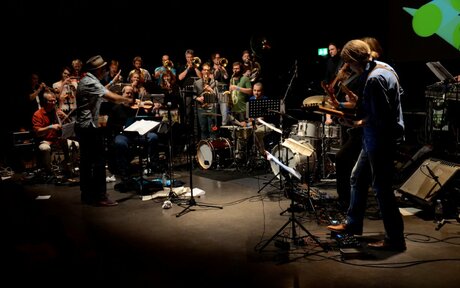 Veranstaltungen in Berlin: Jazz am Kaisersteg mit The Dorf