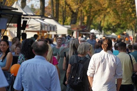 Wein- und Winzerfest am Dorfteich Lichtenrade