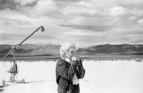 f3_EVE-ARNOLD_01