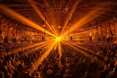 04_SKALAR-Christopher-Bauder_Kangding-Ray-300dpi