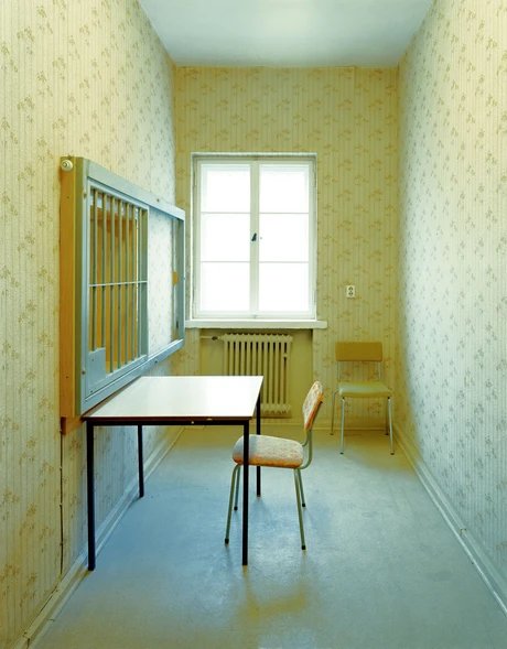STASI - secret rooms, Untersuchungsgefängnis Potsdam - ehemalige Zelle, 2004