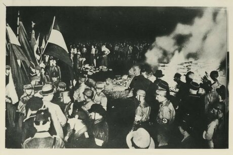 Bücherverbrennung auf dem Berliner Bebelplatz, 10.5.1933