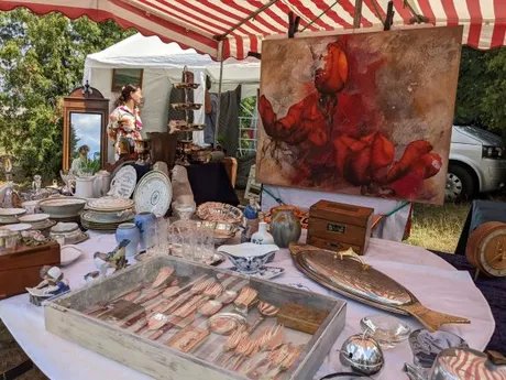 Veranstaltungen in Berlin: Pfingst-Spezial: Riesenflohmarkt Trabrennbahn Karlshorst